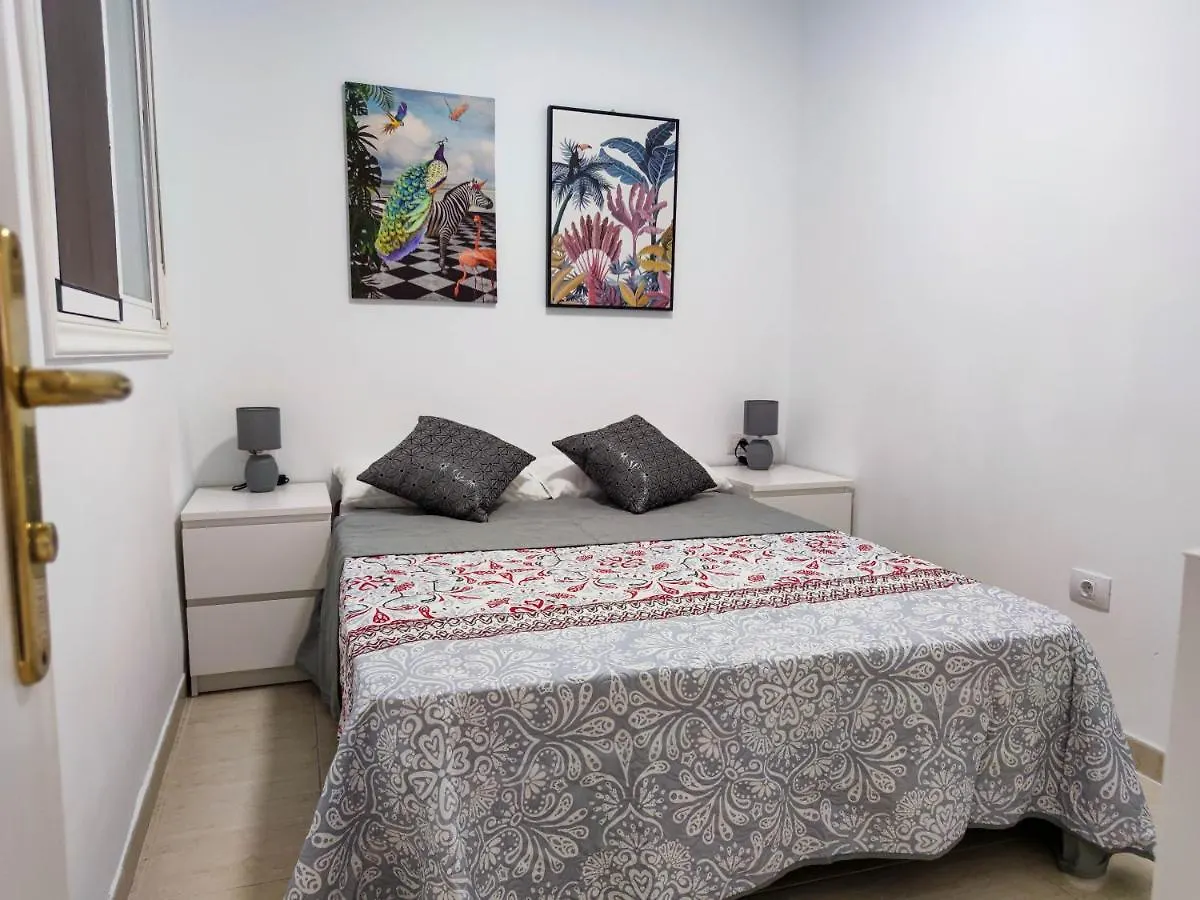 Los Cristianos - Heated Swimming Pool Air-Conditioned Apartment Los Cristianos (Tenerife)