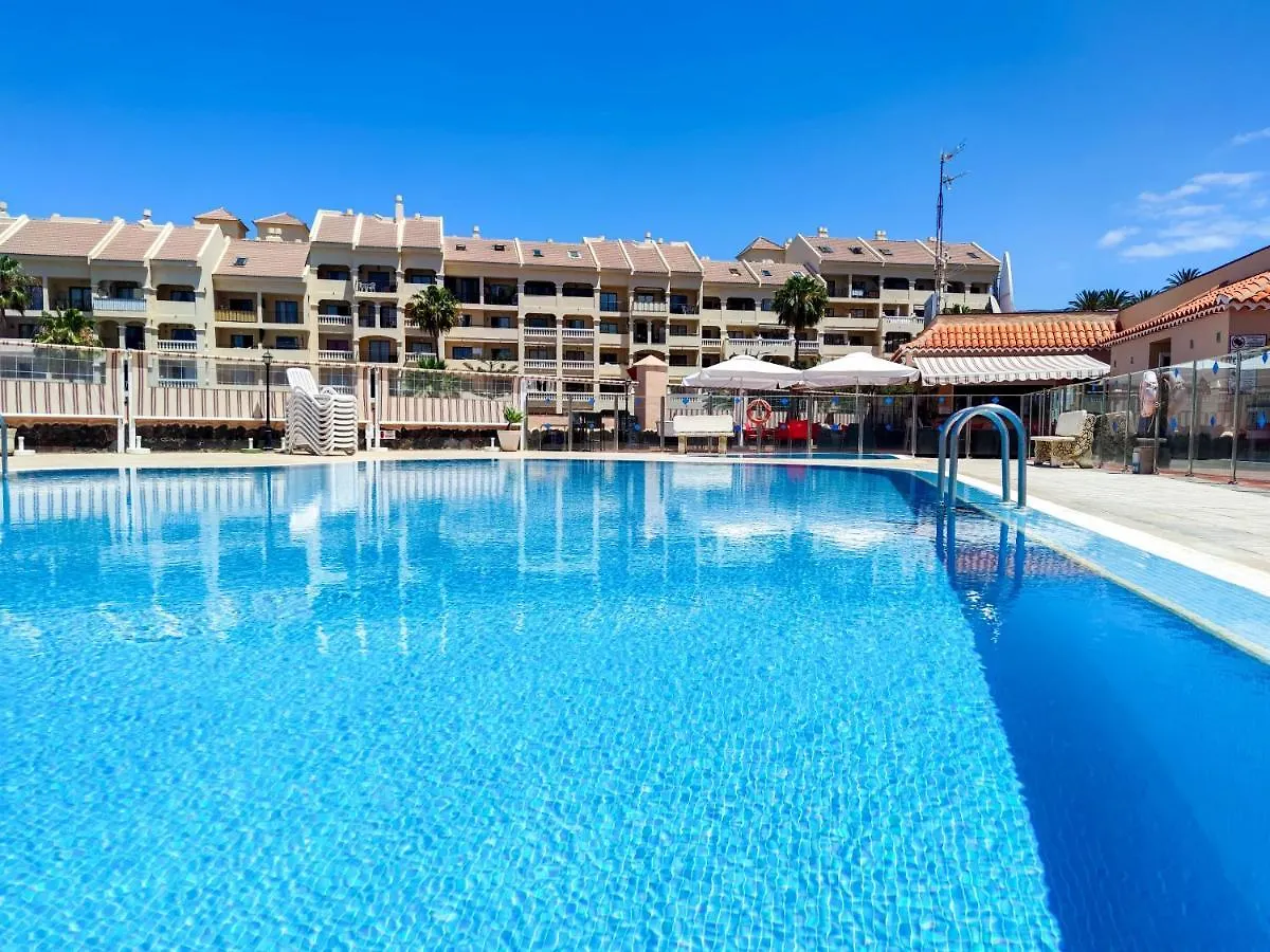 Los Cristianos - Heated Swimming Pool Air-Conditioned location