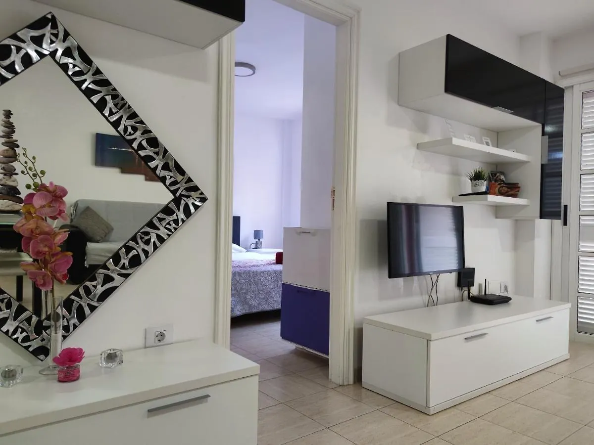 Los Cristianos - Heated Swimming Pool Air-Conditioned Apartment Los Cristianos (Tenerife)
